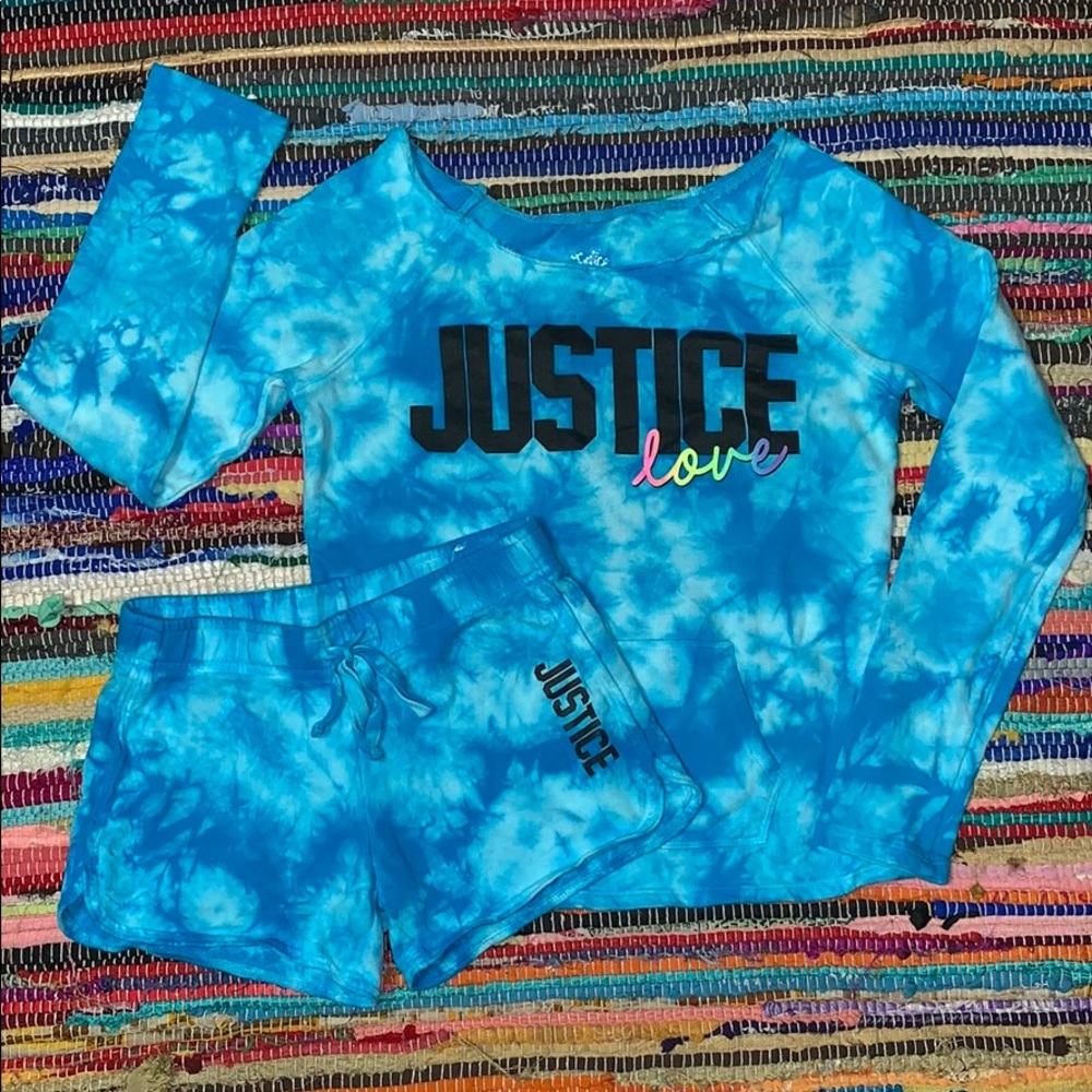 💕Distressed Tie-dye Sweatshirt/Short Set / EUC